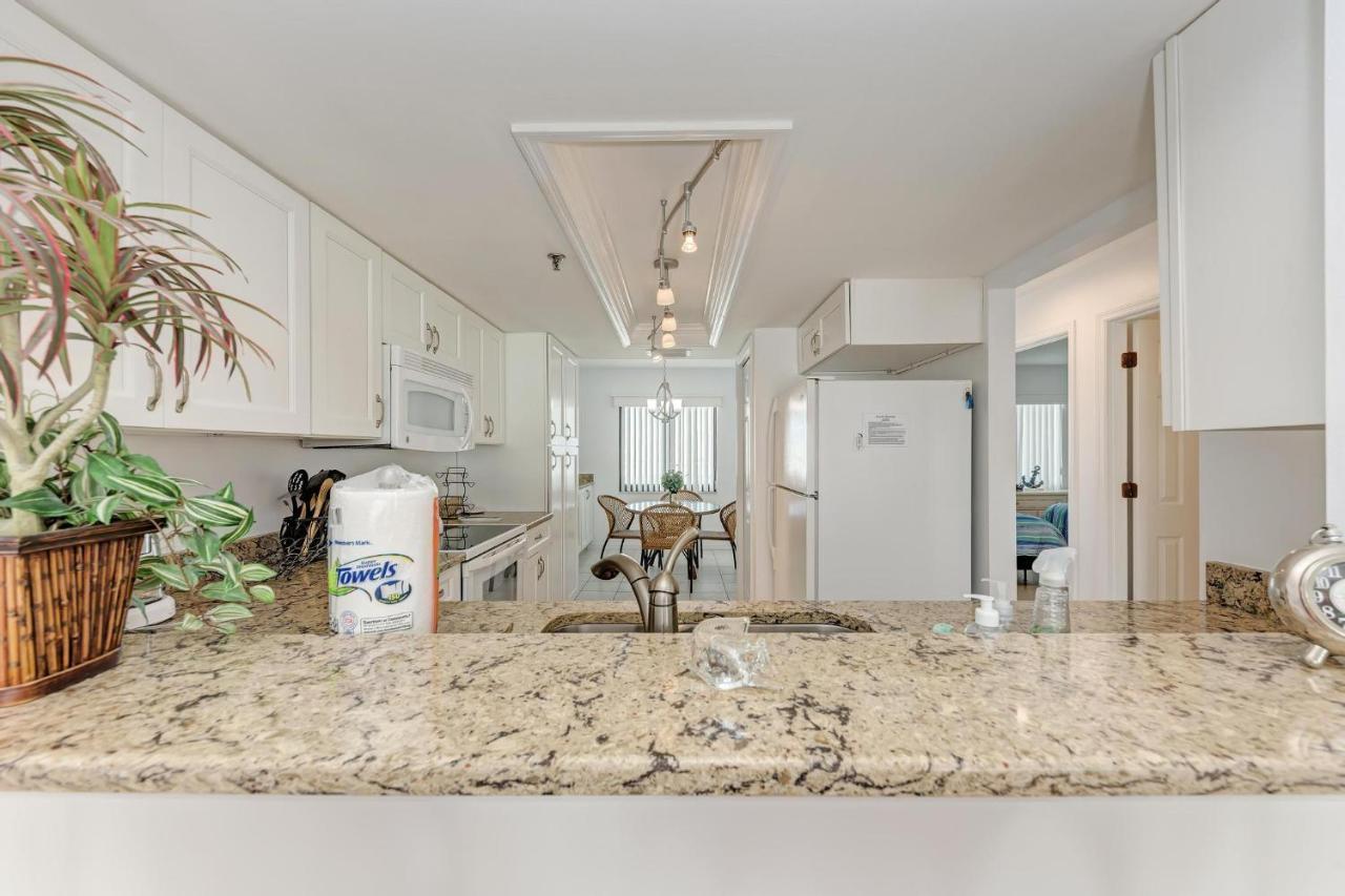 Appartamento Anna Maria Island Beach Sands 203 Bradenton Beach Esterno foto