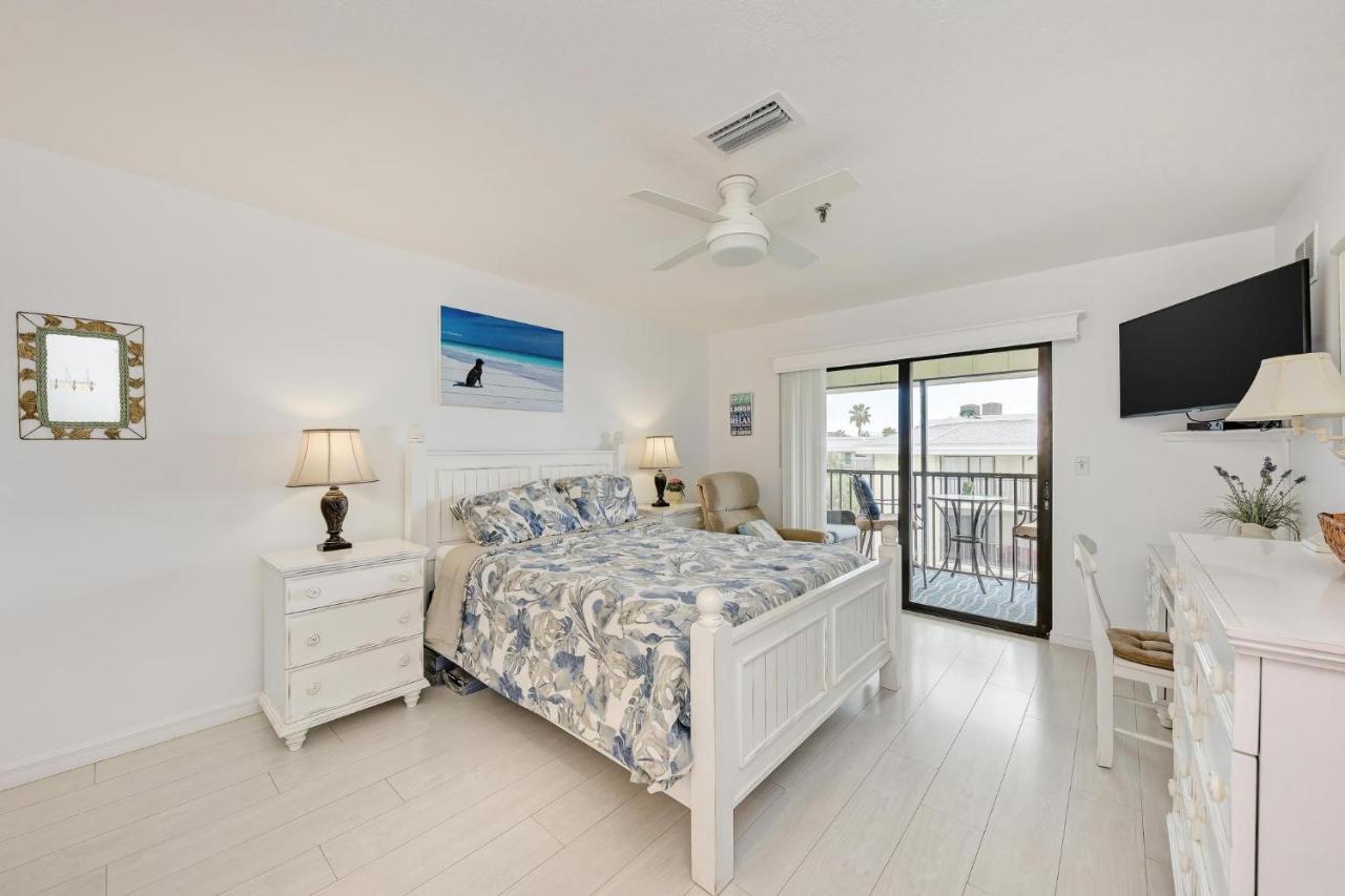 Appartamento Anna Maria Island Beach Sands 203 Bradenton Beach Esterno foto